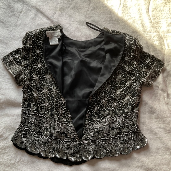 Short sleeved beaded Papell Boutique evening top - Picture 3 of 13